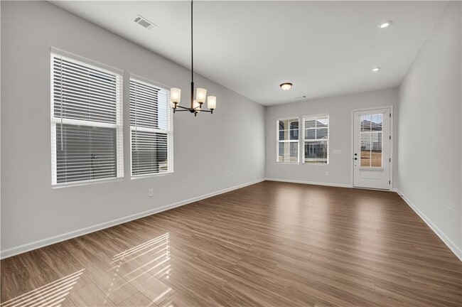 Photo - 272 Brighton Bnd Ln