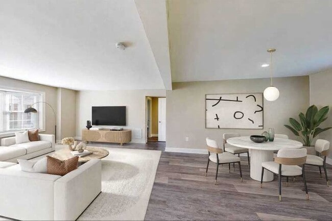 Building Photo - Rodgers Forge