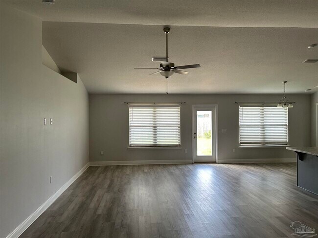 Photo - 3538 Campfire Way