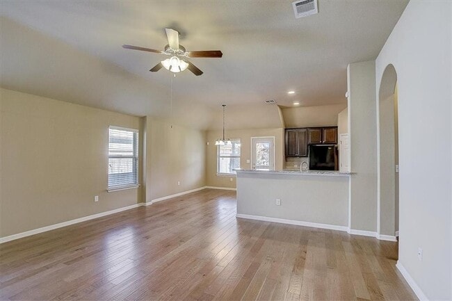 Photo - 2005 Alyssas Dr