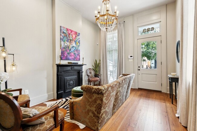 Photo - 623 Kerlerec St