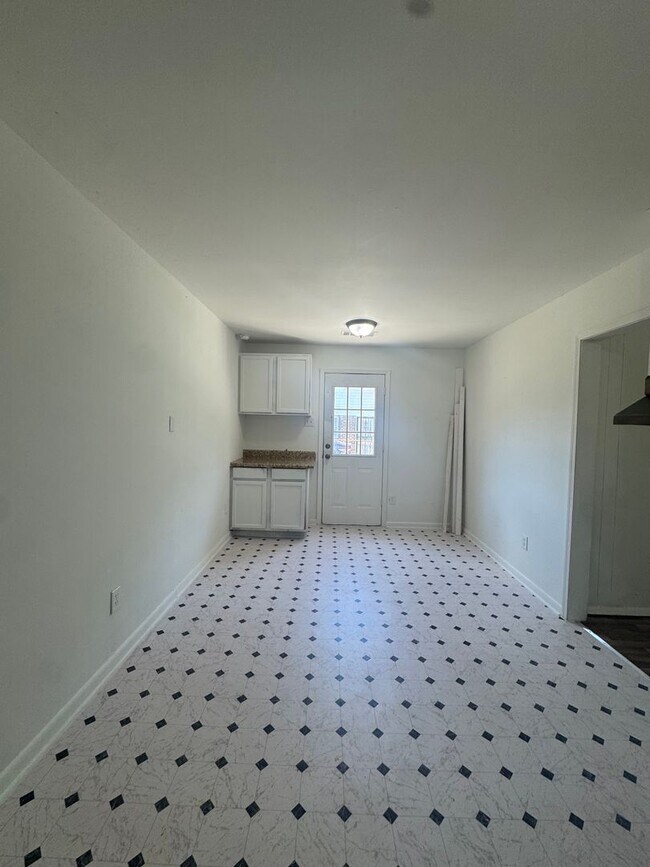 Photo - 3055 Alta Rd