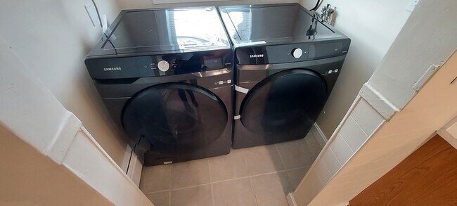 Photo - 31 Longfellow St Unidad 3