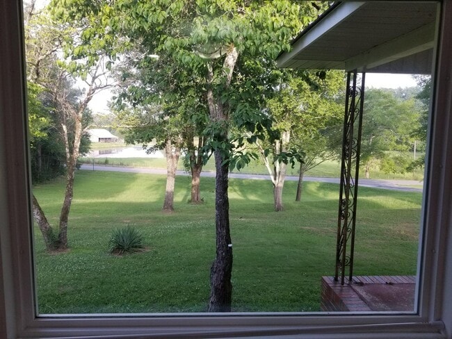 Photo - 1571 Warrior Rd