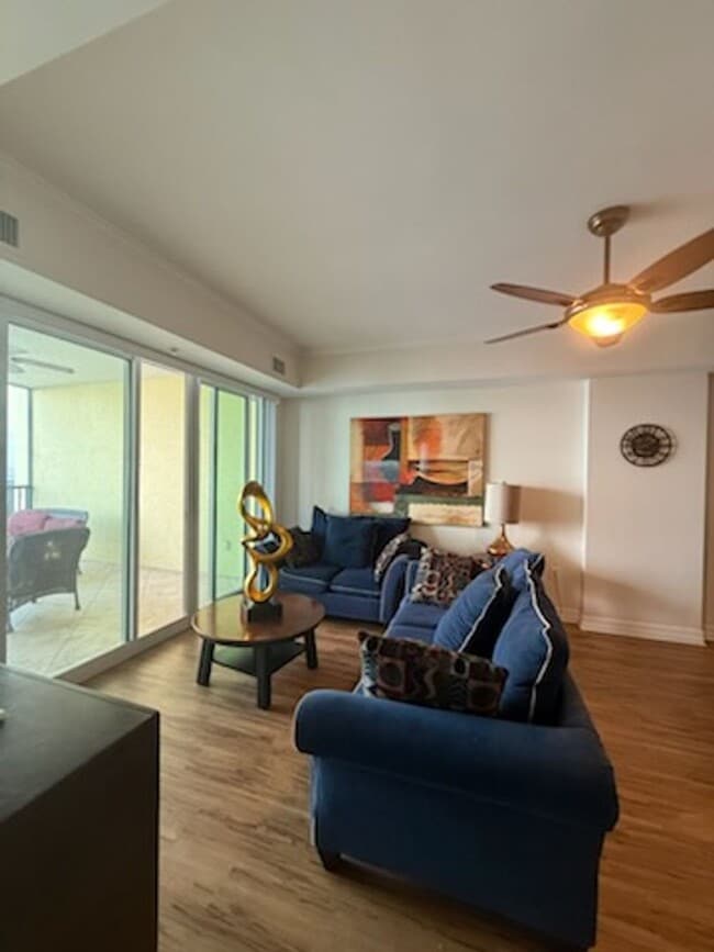 Photo - 2797 First St