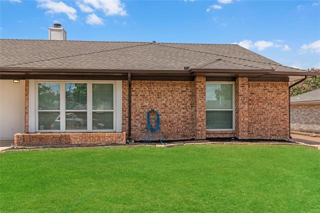 2429 Chestnut Way