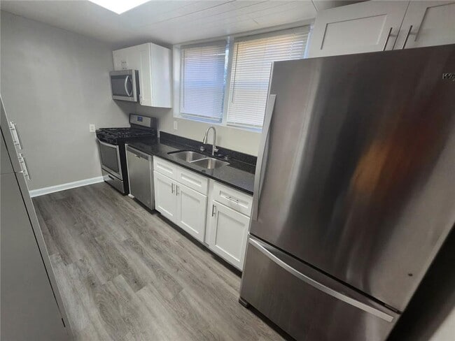 Photo - 5 Burbank Dr SW