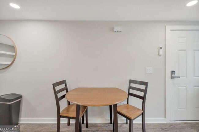 Photo - 243 N Georgia Ave Unit APT A