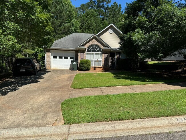 Photo - 3BR Eastside Single Family Home in Pinecrest!
