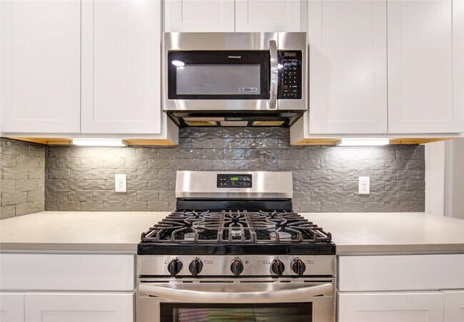 Photo - 2536 Malibu Gln Dr