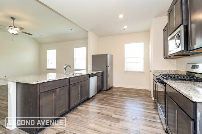 Photo - 1329 Woodwinds Dr