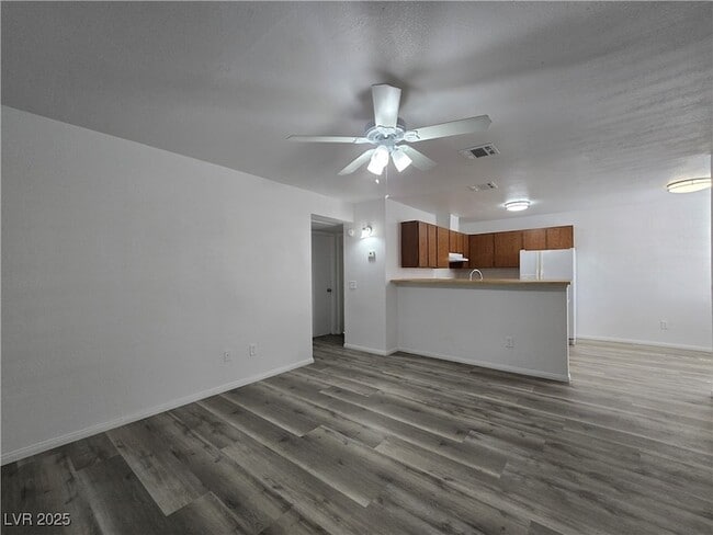 Photo - 2742 Alicialynn Way Unidad A