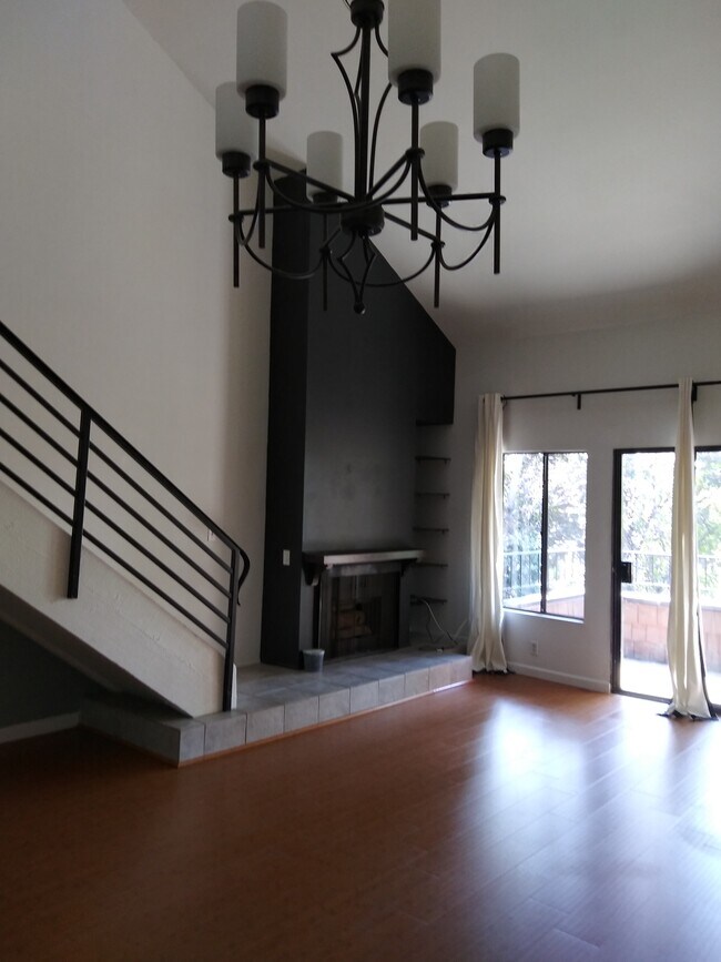 Living room - 2754 Quail Ridge Cir Unidad 60 Rental