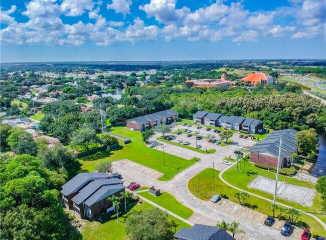 1400 Gandy Blvd N Unit 207