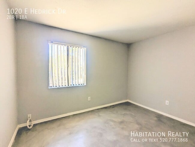 Photo - 1020 E Hedrick Dr