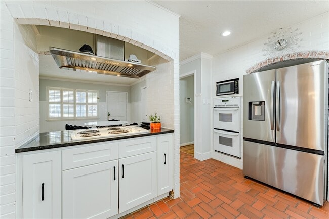 Photo - 11407 Iberia Dr