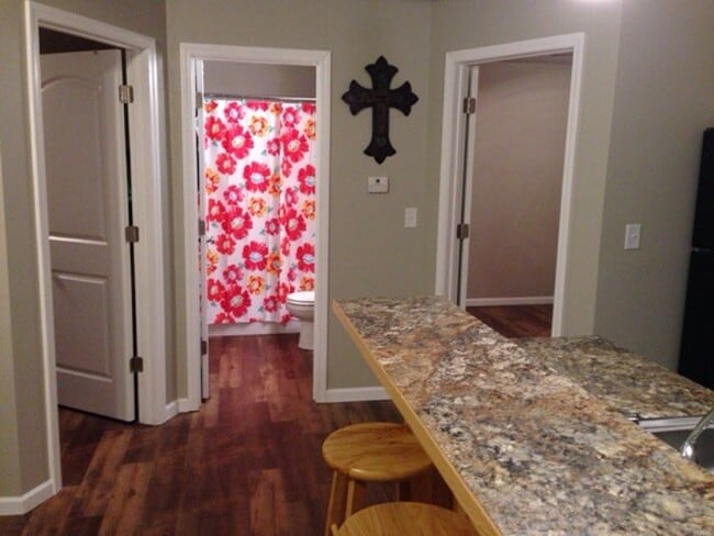 Photo - 3D Tour Available - Great Location + Washer & Dryer + Pet Friendly! Available August 1st!