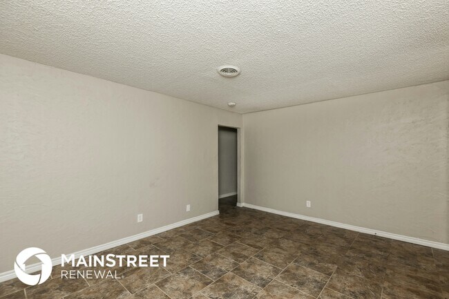 Photo - 405 S Judd St