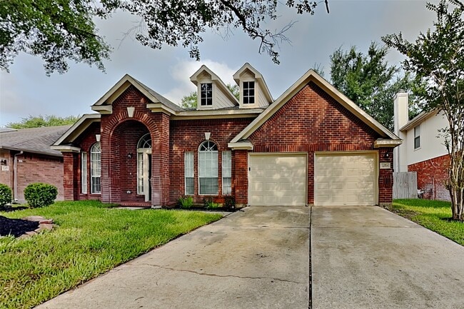 Building Photo - 14515 Enola Dr