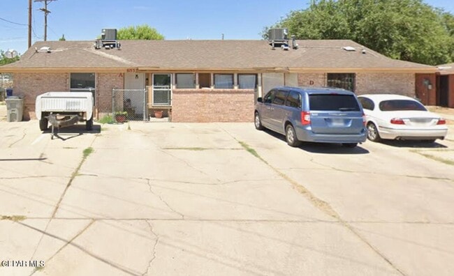 Building Photo - 8153 St Andrew Ln