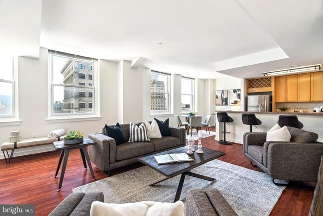 Building Photo - 111 S 15th St Unit 1509 Rental