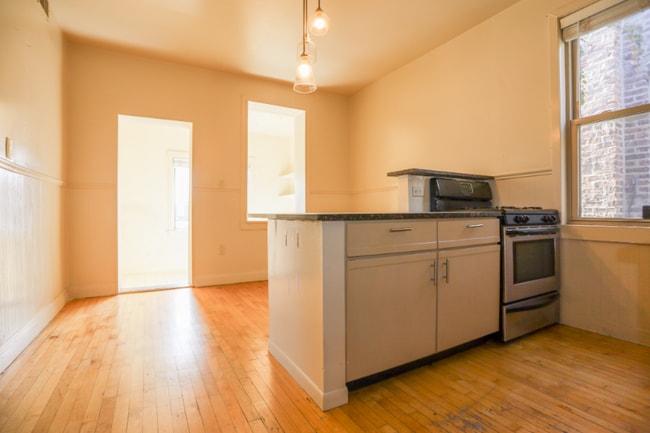 Photo - 2315 W School Dr Unit 1