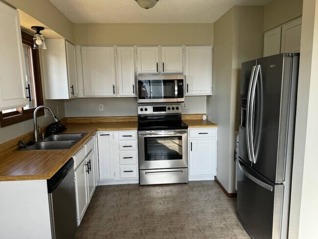 Photo - 3224 Johnston Ln