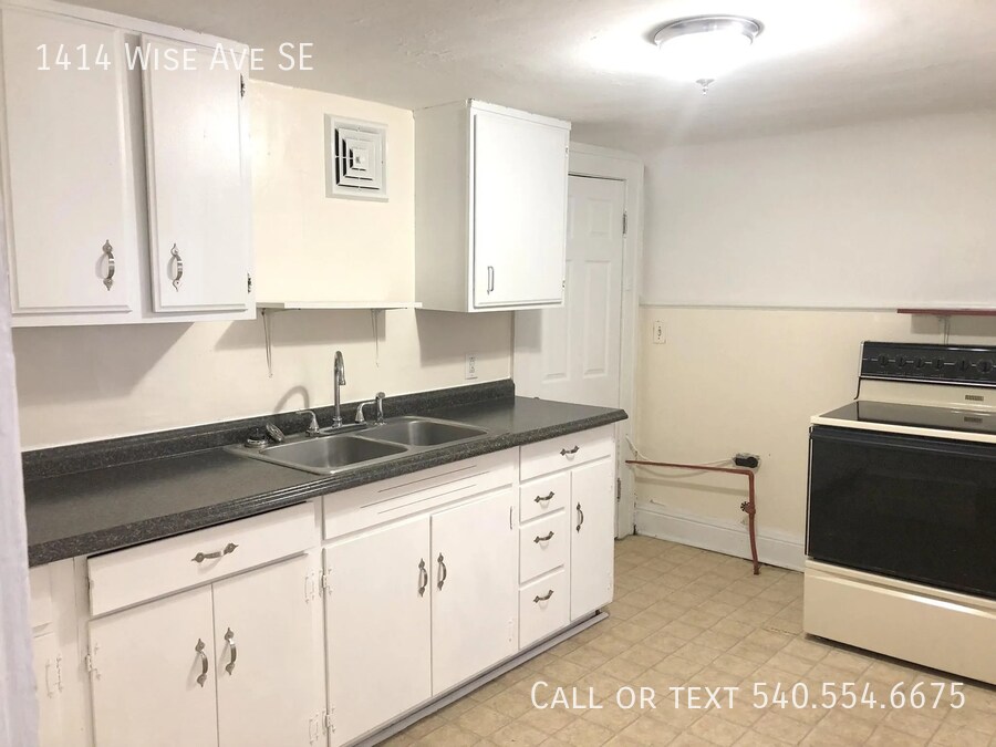 Photo - 1414 Wise Ave SE