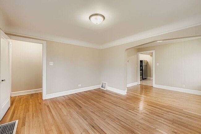 Photo - 16855 Sayre Ave Casa