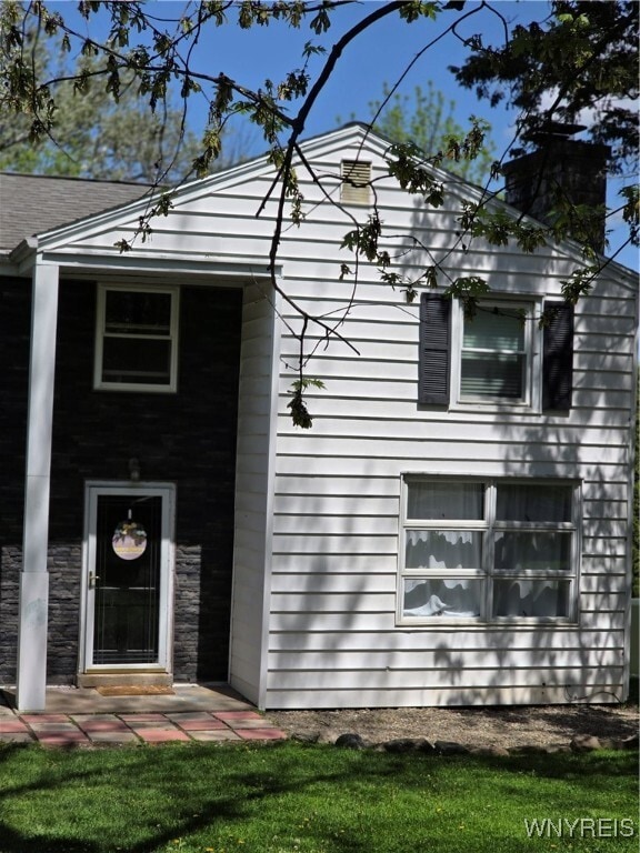 Photo - 869 Hillside Dr House