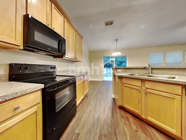 11374 Brian Lakes Dr