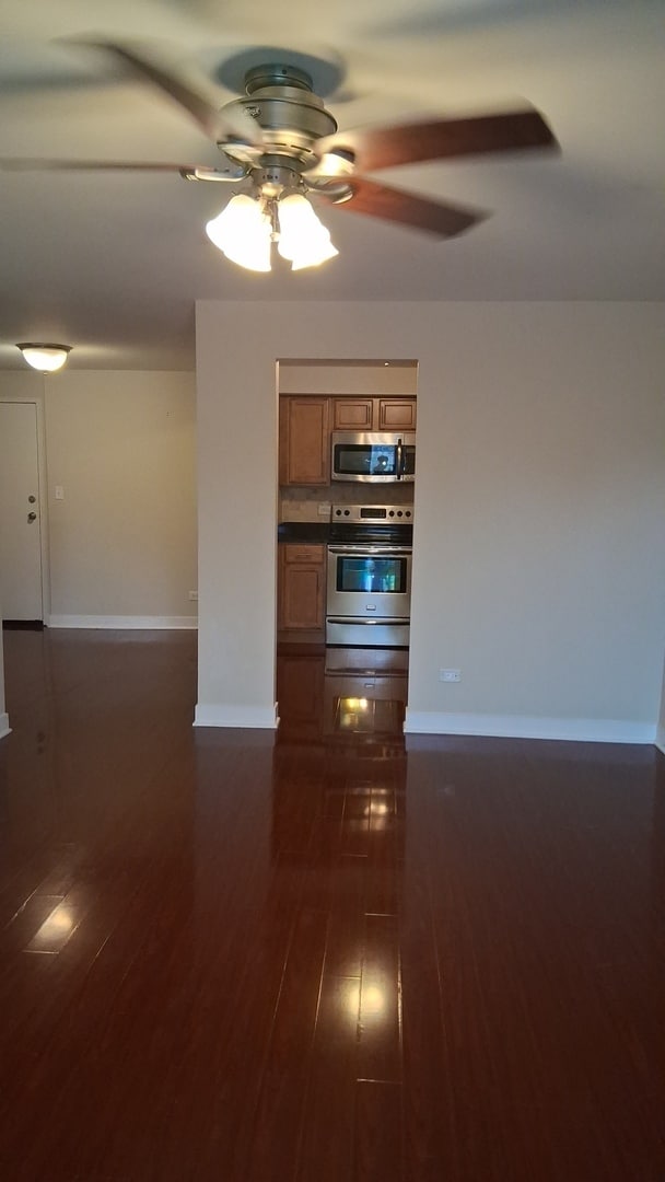 Building Photo - 960 S River Rd Unit 208