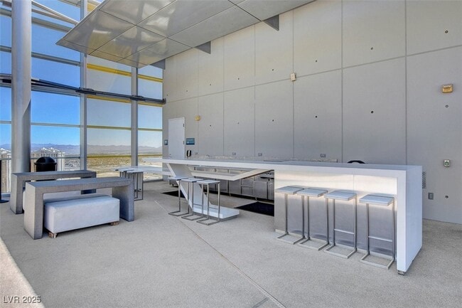 Building Photo - 3726 S Las Vegas Blvd Unit 504