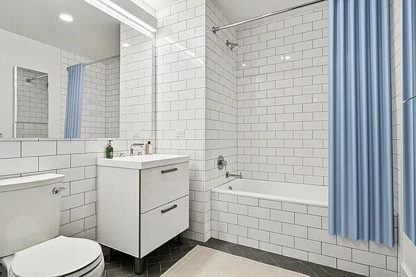 Building Photo - 180 Broome St Rental