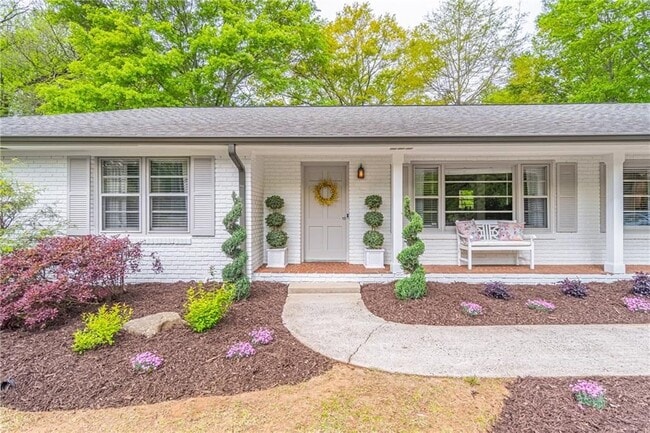 Photo - 250 Wavetree Dr