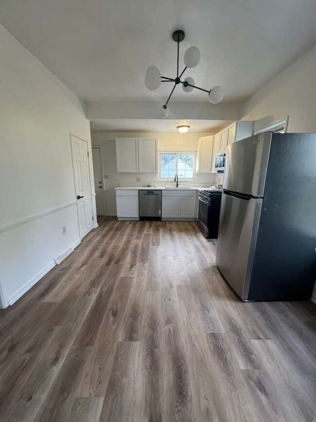 Photo - Updated 3-Bedroom Single-Family Home in th...