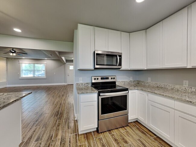 Photo - 1875 Pvt Rd 5273