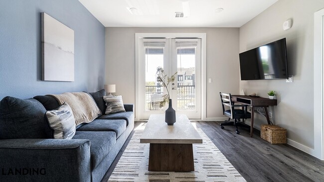 Building Photo - 210 Nottingham Ln