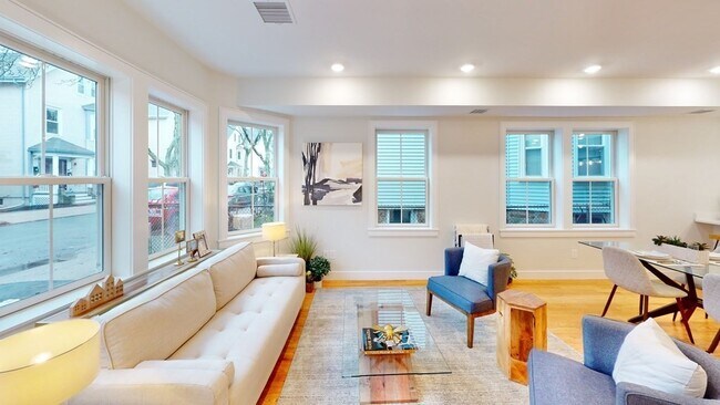 Photo - 34 Dorset St Unit 2