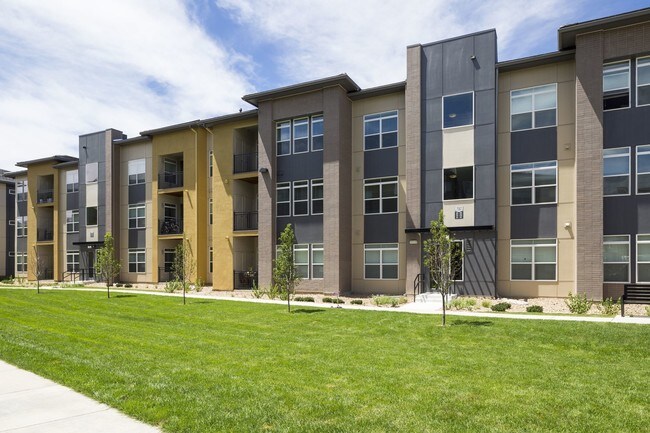 Pearl DTC Apartments For Rent in Denver, CO