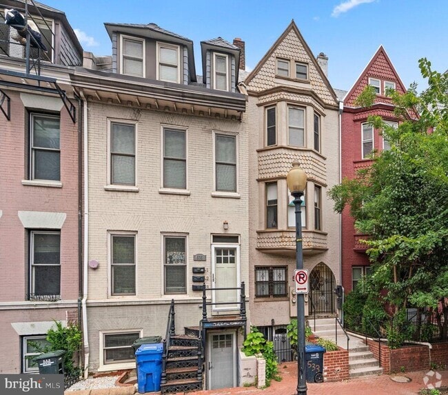 Building Photo - 533 Florida Ave NW Rental
