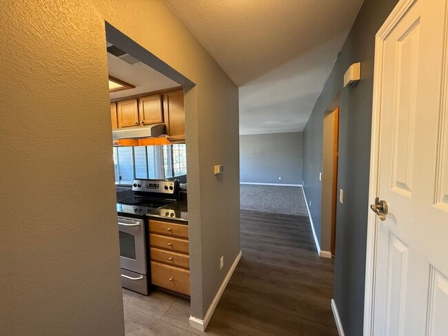 Photo - Parkview condo close to shopping & freeway access! Unit B