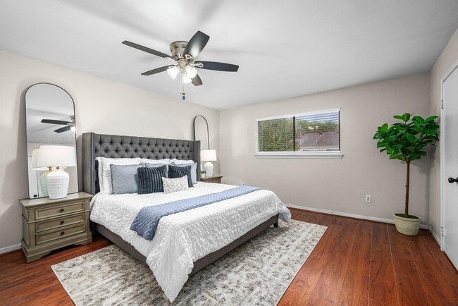 Photo - 6635 Wanda Ln