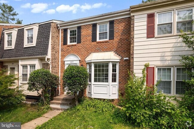 Building Photo - 4825 Nash Dr Rental