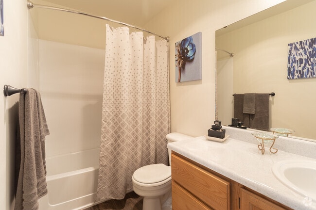 2BR,1BA-850SF