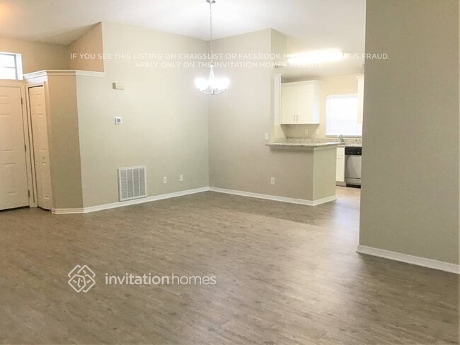 6897 Blackberry Ct