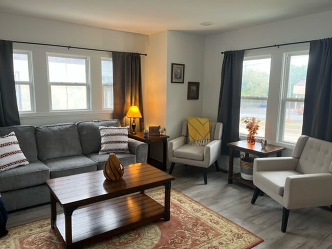 Photo - Cool 2 Bed House In Central COMO!