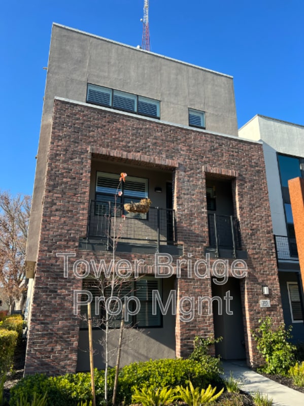 Building Photo - 315 Creamery Ln