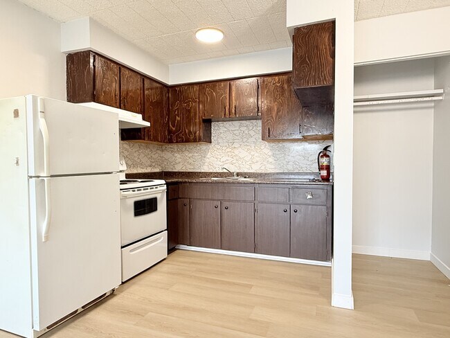 Photo - 3503 Sandwich St. Unit 303