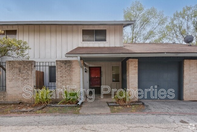 Building Photo - 5905 Little Creek Trail Rental